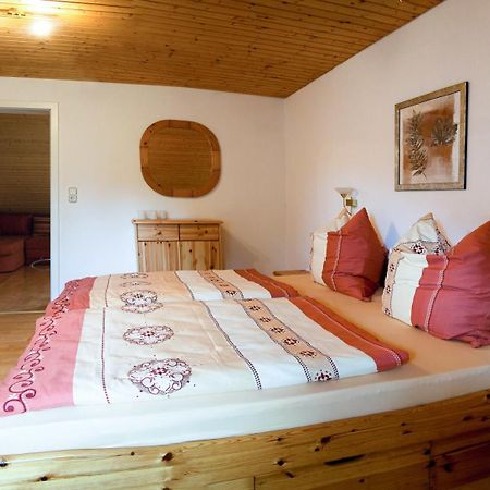 Hotel Am Lingelbach Knüllwald Rum bild