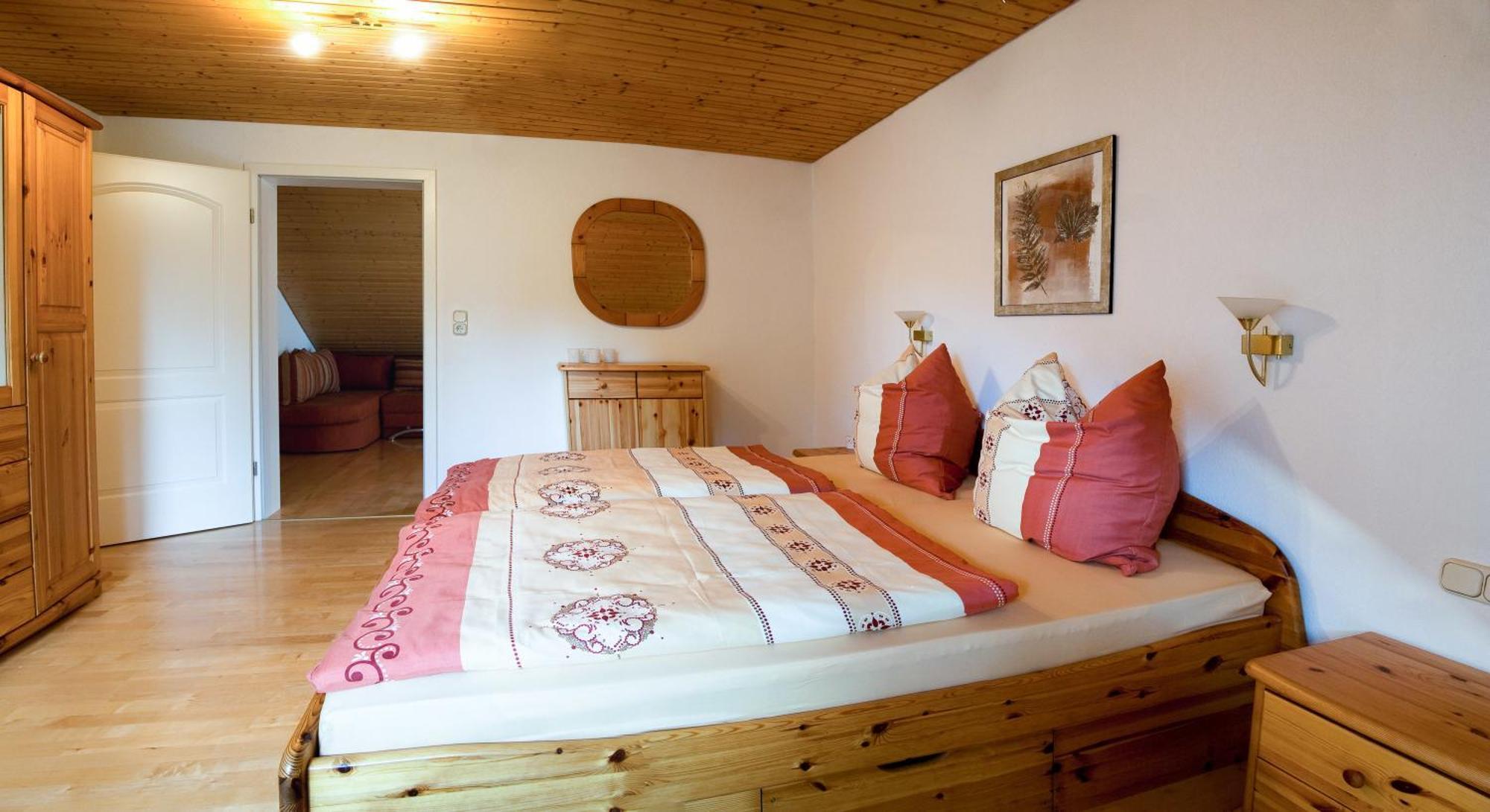 Hotel Am Lingelbach Knüllwald Rum bild